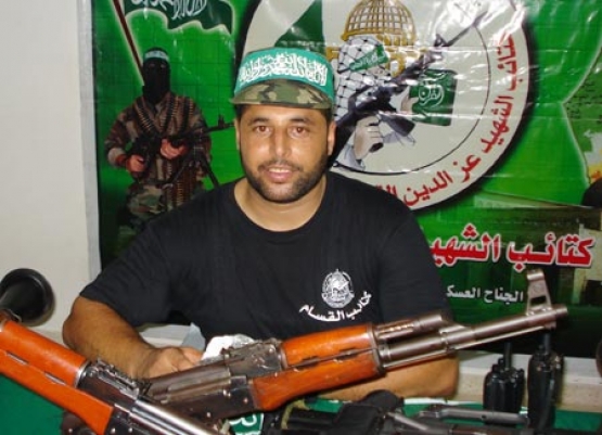 الشهيد إياد عبد المجيد الحية