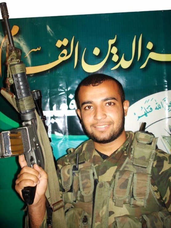 الشهيد القسامي/ أحمد محمد أبو حصيرة