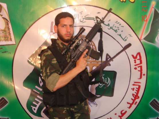 الشهيد محمود طه بعلوشة 