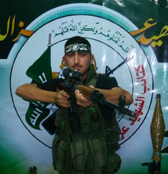 الشهيد القسامي/ محمد نادر أبو شعبان