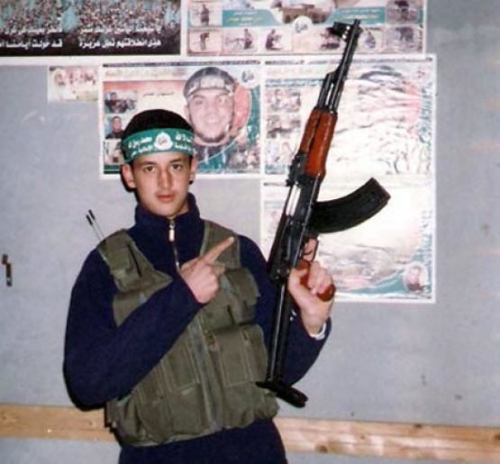 الشهيد أحمد زكي جحا 