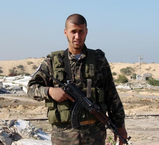 الشهيد علي عمر الطناني