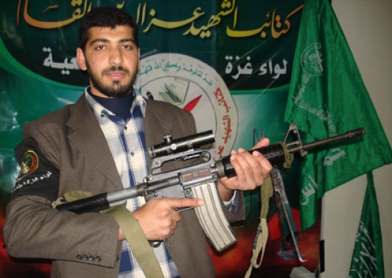 الشهيد القسامي/ إياد عبد الكريم الأشرم