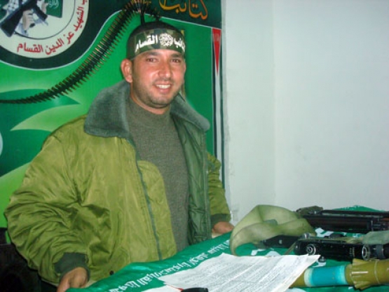 الشهيد  غسان محمود أبو عواد