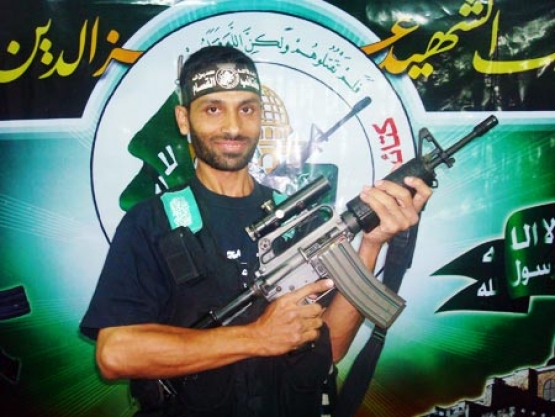 الشهيد القسامي/ حسن نعيم أبو حصيرة 