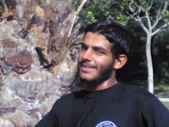 الشهيد  مصعب وليد  جندية 