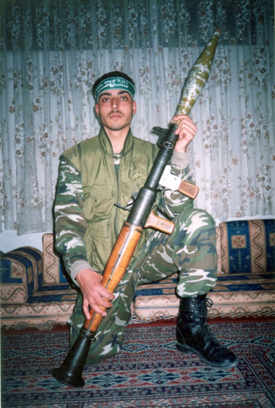 الشهيد تالشهيد القسامي / حافظ رشدي صبححسين عدنان كلخ