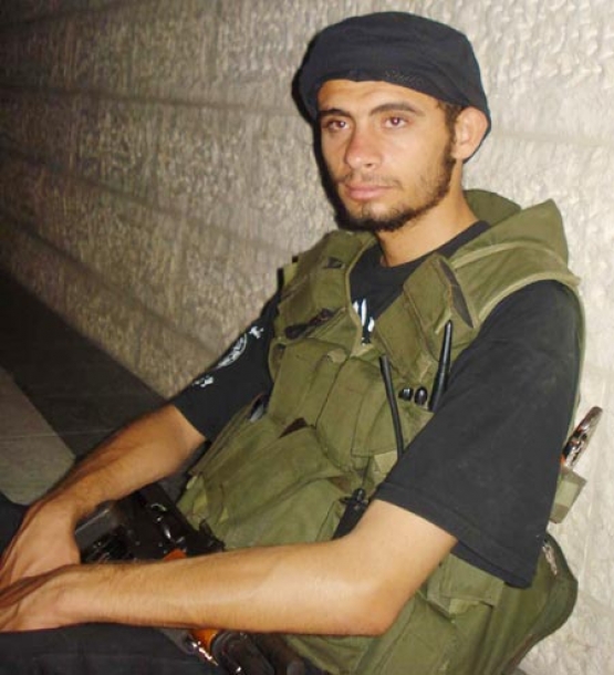 الشهيد ياسر رفيق  حلس 