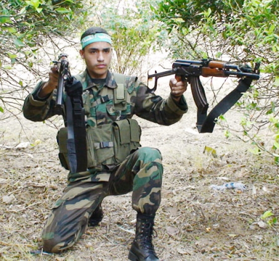 الشهيد محمود يوسف حمودة