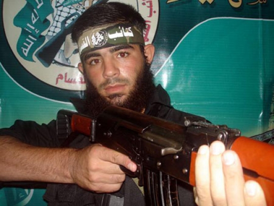 الشهيد مصطفى ناصر منون