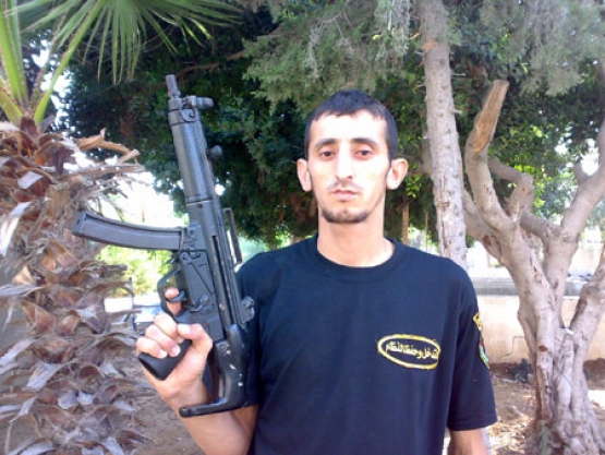 الشهيد رزق محمود  سلمان