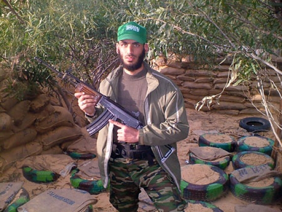 الشهيد القسامي/ أشرف مطيع  المعشر 