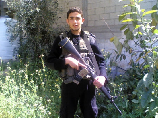 الشهيد عز الدين رفيق عطا الله