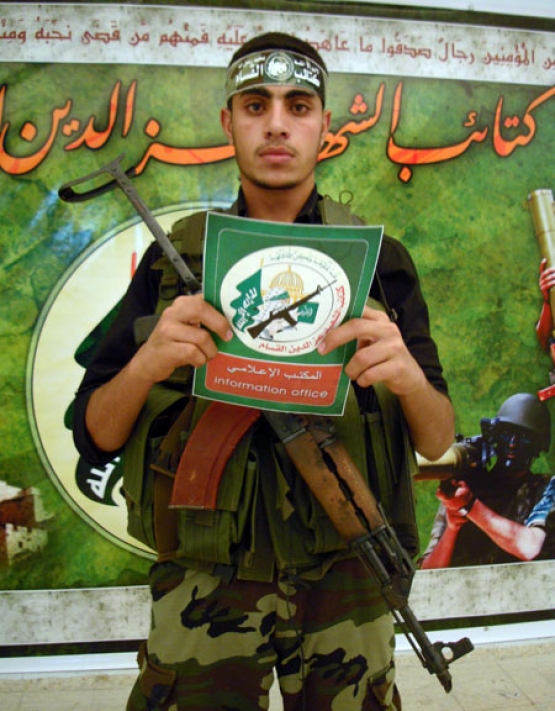 الشهيد القسامي/ محمد هاشم أبو هاشم