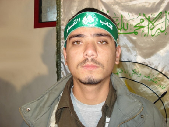 الشهيد محمد سليمان أبو عنزة