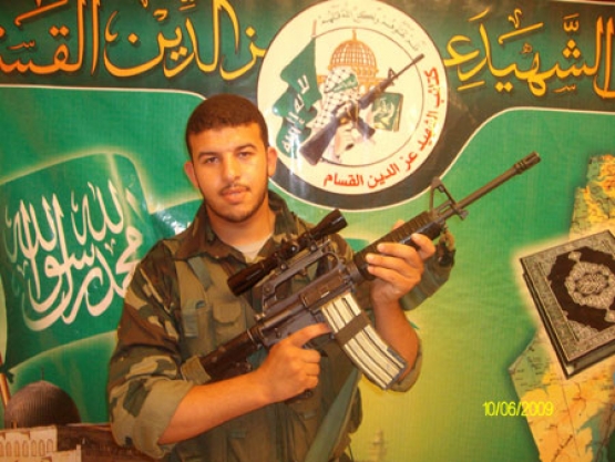 الشهيد عبد الرحمن درويش أبو جلالة