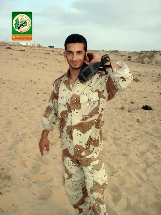 الشهيد القسامي / محمد مصطفى أبو جزر 