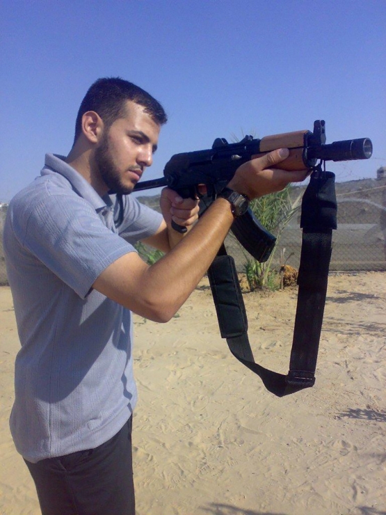 الشهيد القسامي / حسام محمود الزهار