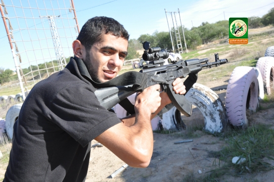 الشهيد القسامي / آدم يحيى حمد خفاجة