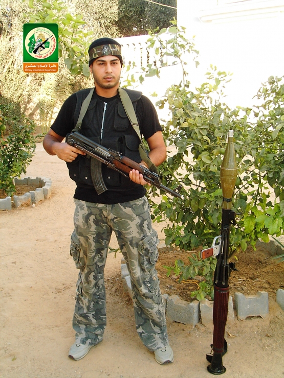 الشهيد القسامي/ أحمد سليمان أبو الحسن