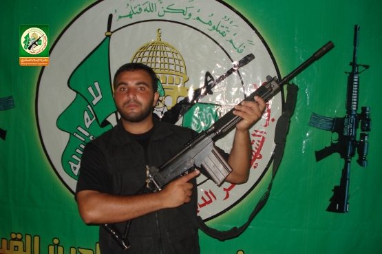 الشهيد القسامي / أمجد كامل أبو جزر