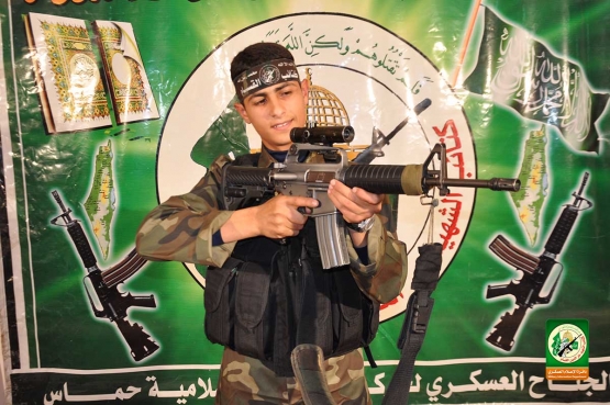 الشهيد القسامي / عمر فايز أبو عليان 