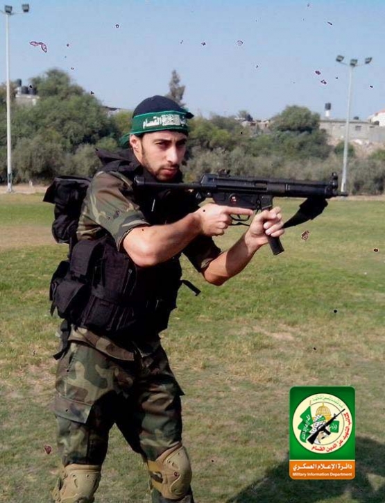 الشهيد القسامي/ وليد توفيق عبد الهادي دربيه