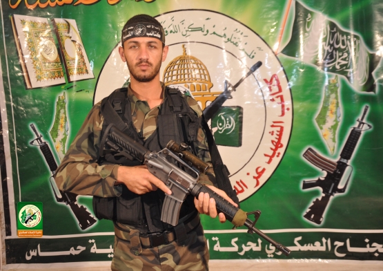 الشهيد القسامي / محمود موسى أبوعنزة