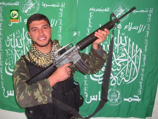 الشهيد القسامي / محمد فضل الأغا 