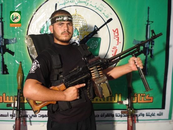 الشهيد القسامي / شريف محمد أبو حسان 