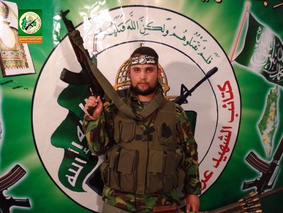 الشهيد القسامي /  ثائر وليد أبوطير