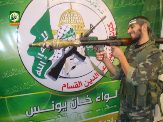 الشهيد القسامي / أيمن أكرم إسماعيل الغلبان 