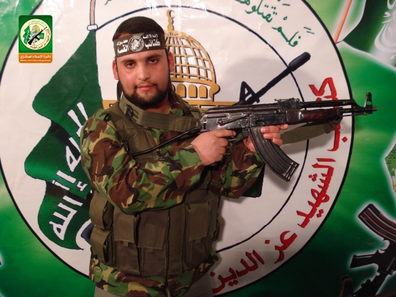 الشهيد القسامي /  ثائر وليد أبوطير