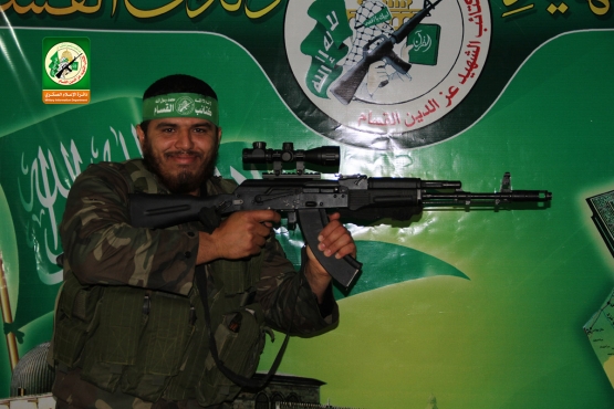 الشهيد القسامي / أحمد ماهر محمد ابو ثريا