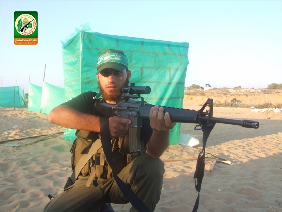 الشهيد القسامي/ أشرف حمادة مصطفى أبو كويك