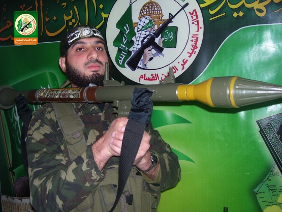 الشهيد القسامي / باسل جهاد أبو جبارة