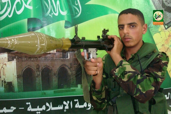 الشهيد القسامي المجاهد / خالد عطا أبو شحادة