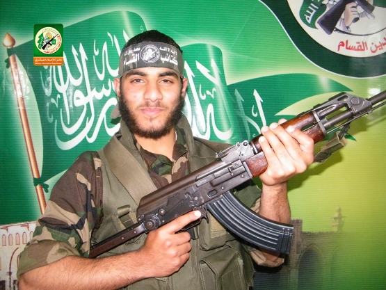 الشهيد القسامي / مؤمن تيسير العبد أبو دان