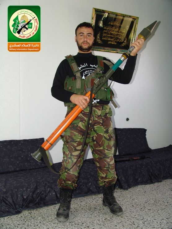 الشهيد القسامي/ محمد سمير المصري