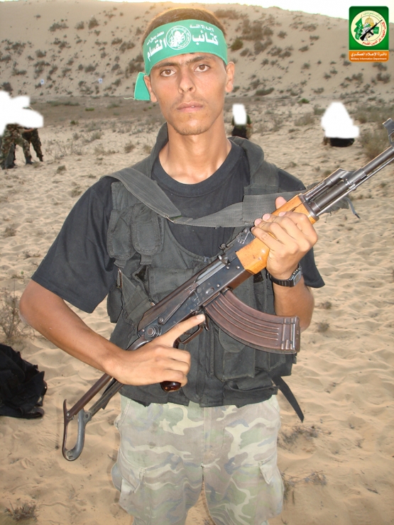 الشهيد القسامي/ توفيق رياض قنن