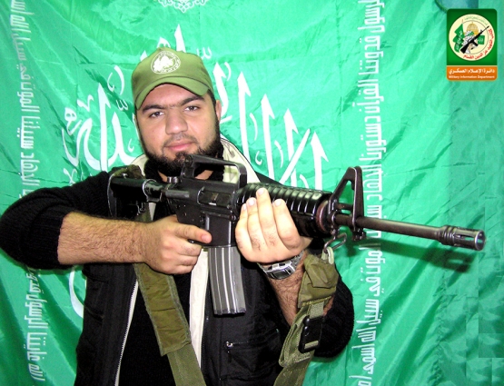 الشهيد القسامي/ أمير يوسف المنسي