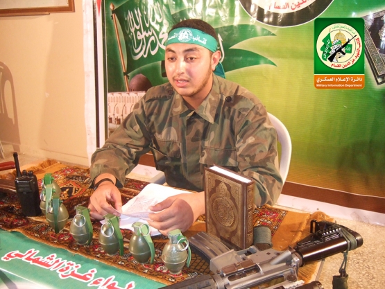 الشهيد القسامي/  عبد الله حسين المصري