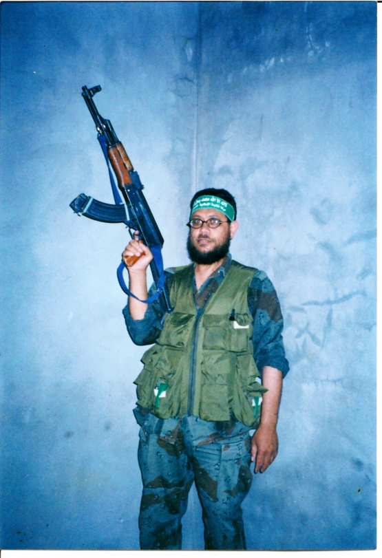 الشهيد القسامي محمد ديب أبو الخير