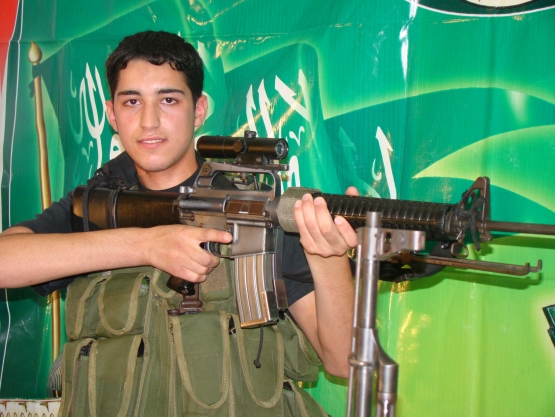 الشهيد القسامي/ محمد توفيق النمرة