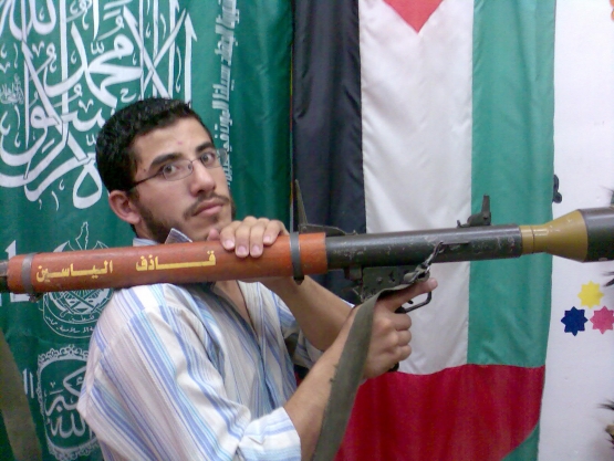 الشهيد القسامي/ احمد صلاح حواس