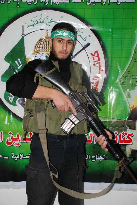 الشهيد القسامي عرفات محمد شمالي