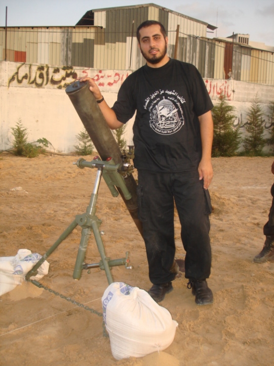 الشهيد القسامي / محمد بكر العف