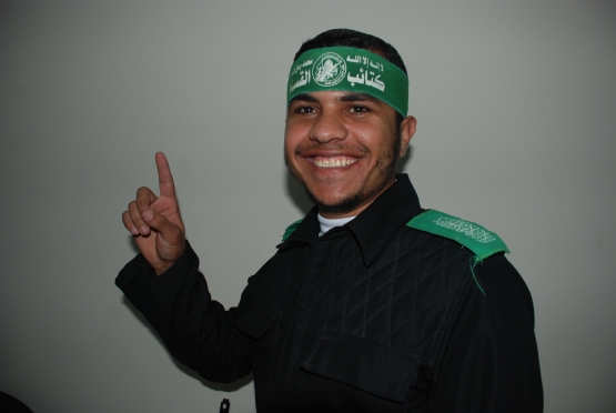 الشهيد القسامي محمد حسني سكر