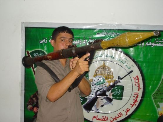 الشهيد القسامي عاهد محمود شمالي