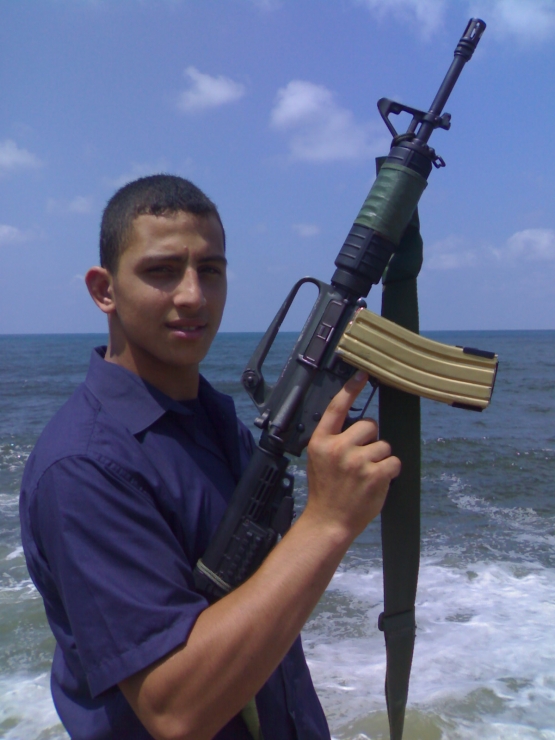 الشهيد القسامي/ عبد الرحمن زملط